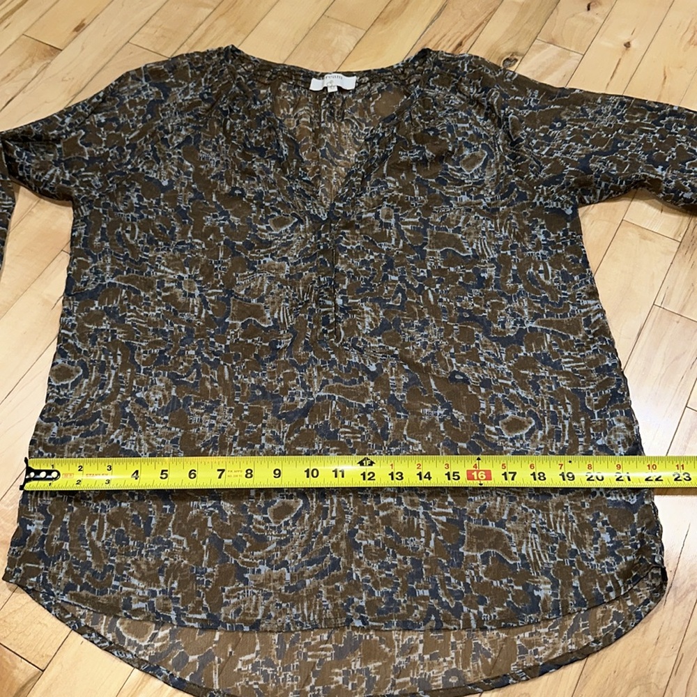 Cream Sheer Abstract Blouse - Picture 6 of 6